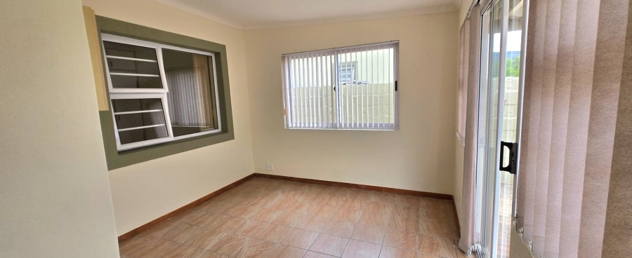 3 Bedroom Property for Sale in Franskraal Western Cape